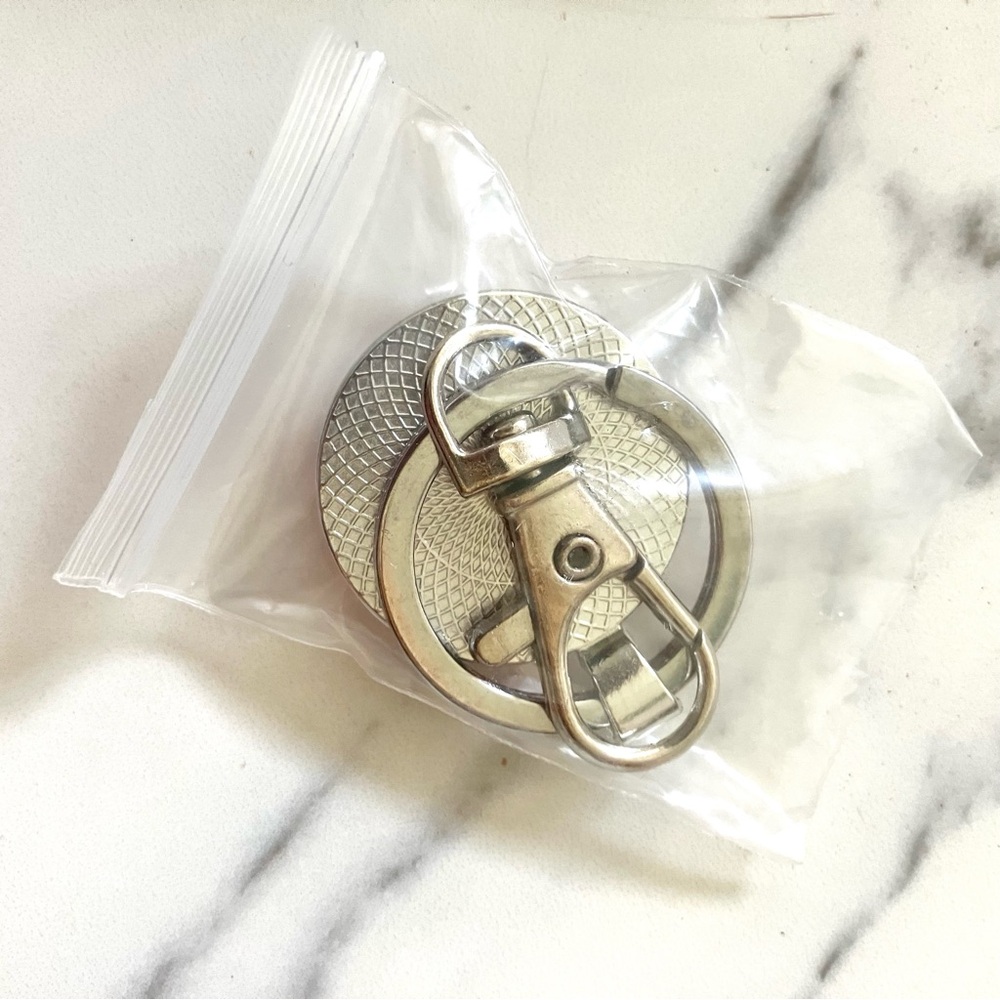 Bundle For $1 NWT Keychain - Picture 2 of 2